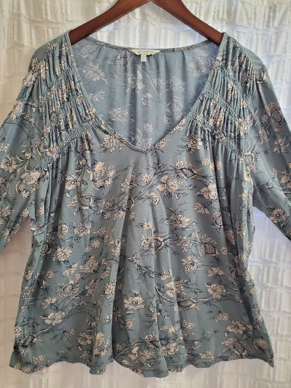 Lucky Brand Dusty Green Floral V-Neck Peasant Top